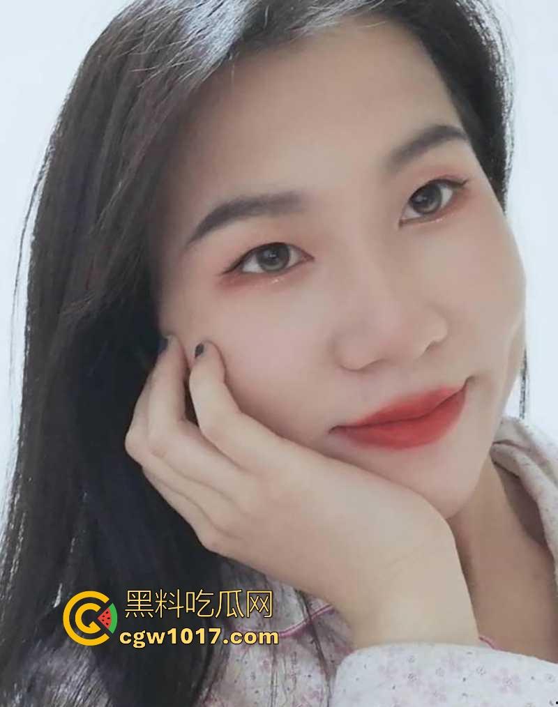 铁骑人妻社交平台专约3P起步4P起飞,号称公交不如我准点,老公天天戴绿帽都不知她是全城共享会员!-11