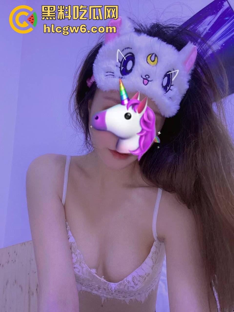 潮汕23岁学生妹约炮视频外流!清纯学妹口交捂脸掩骚浪,明明全懂还装得一副娇羞样,这货太能玩了!-2