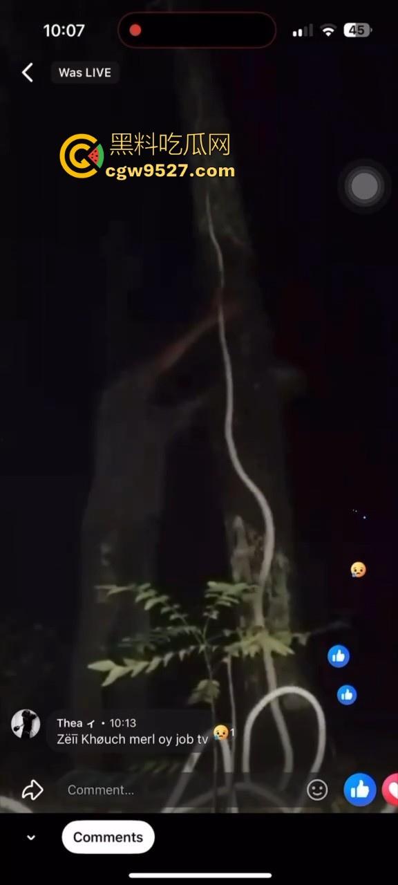 柬埔寨主播Facebook直播上吊，和女友分手导致的，年纪轻轻因感情想不开，也是个狠人！-1