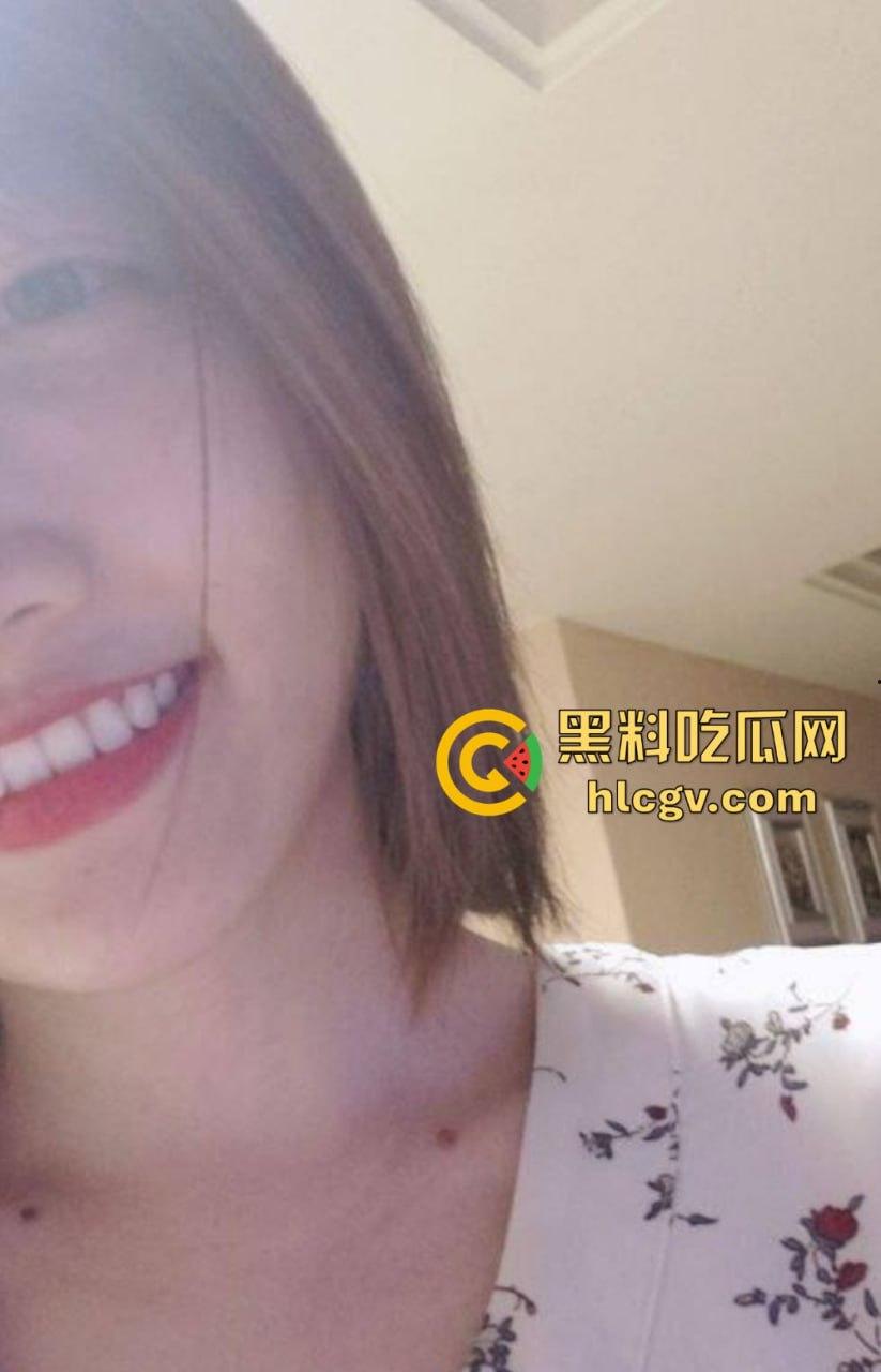 海归杭州情侣全套流出！【宋如依】表面清纯实则骚，连拍照都少不了被爆插的肥臀！-13