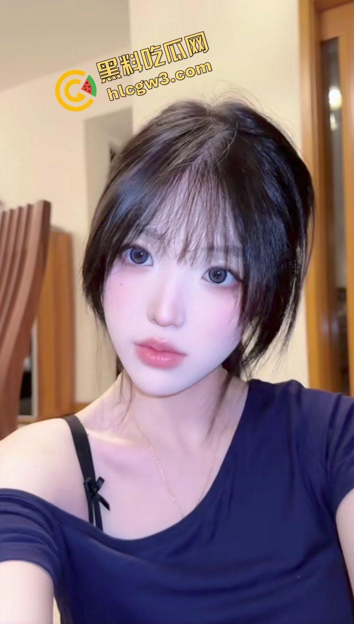 抖音澳门城市大学反差骚贱御姐『流心小软糖』渔网黑丝诱惑抠逼 猛男爆操骚逼淫叫!独家曝光!-4