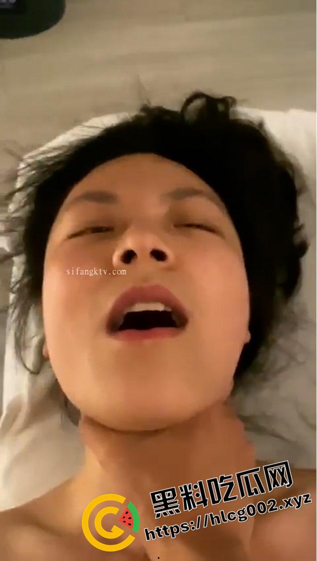 江苏食品药品职业技术学院大二母狗 没有反差就是骚 奶头滴蜡 暴力塞逼 骚到极致就是美-15