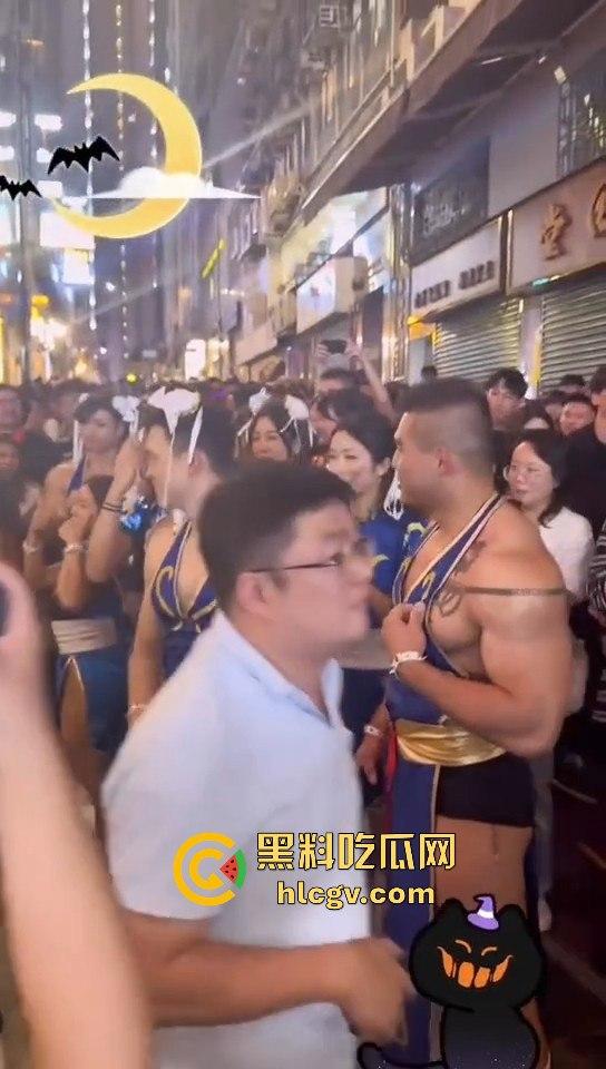 香港兰桂坊万圣节骚翻全场!骚逼骚鸡骚男齐聚,堪称老外的炮窝!-1
