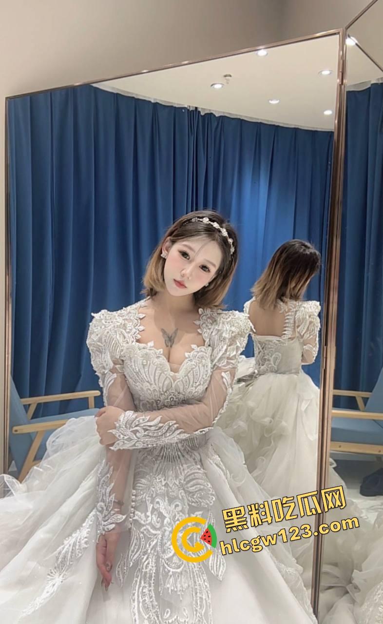 发廊小妹自信开口哥我喉咙深,五分钟后抱着马桶狂吐不止,马桶都顶不住她那口痰战术!-4