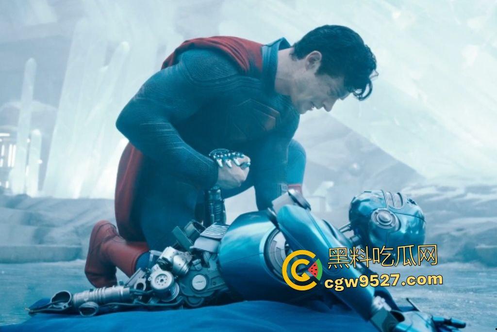 《超人》2025惊天危机！卡尔-艾尔卷入全球阴谋，莱克斯·卢瑟科技欲想灭杀超人，最后被露易丝·莱恩联合超狗逆转乾坤！-3