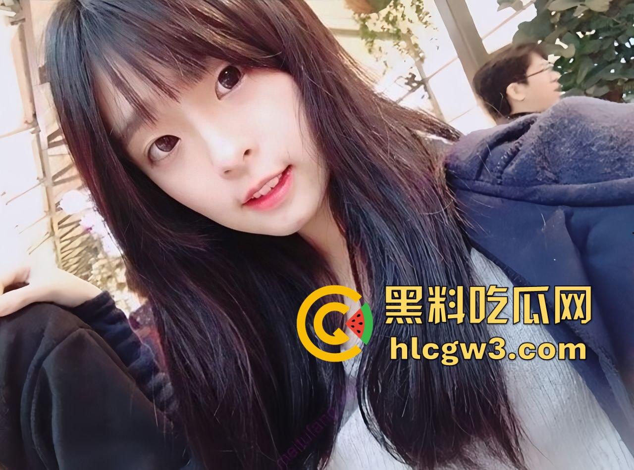 台湾反差学生妹【琳琳】和男友私密照被闺蜜曝光!美颜照骗崩塌,素颜真相丑到不行!-14