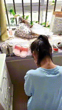 ❤️猎奇系列☀️女女调\教❤️女人才最了解女人,看妈妈新收的小母G喜欢吗?给主人妈妈舔脚-25