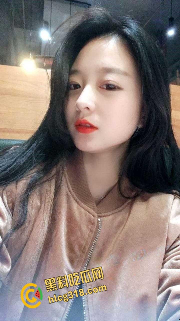 极品反差母狗少妇人妻，生活照很清纯私底下反差母狗一只，捆绑调教才是她的最爱！-1