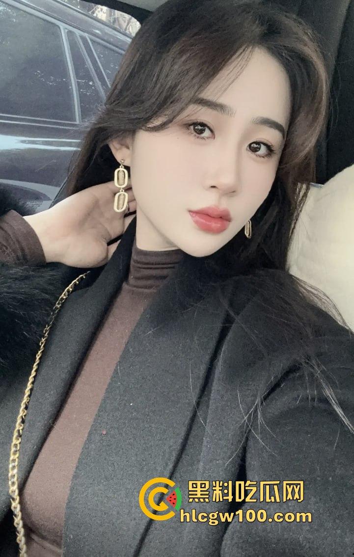 湖北荆门奶茶店茶颜悦色老板娘『吴浩然』出轨男店员,监控拍下偷吃舔逼全程,奶茶没火但骚操作把店送上热搜!-18