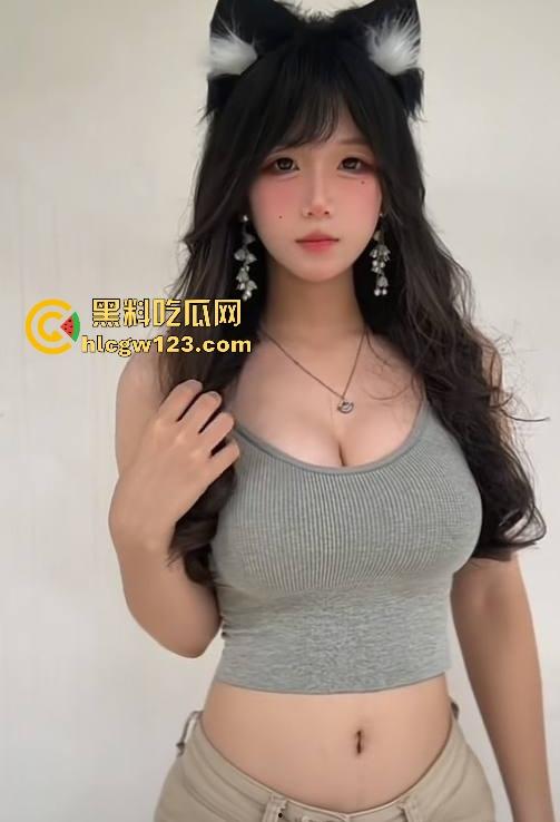 抖音巨乳反差网红【饭書書】网调自慰视频曝光 极品清纯大奶大秀身材 挑逗姿势性感撩人!-2