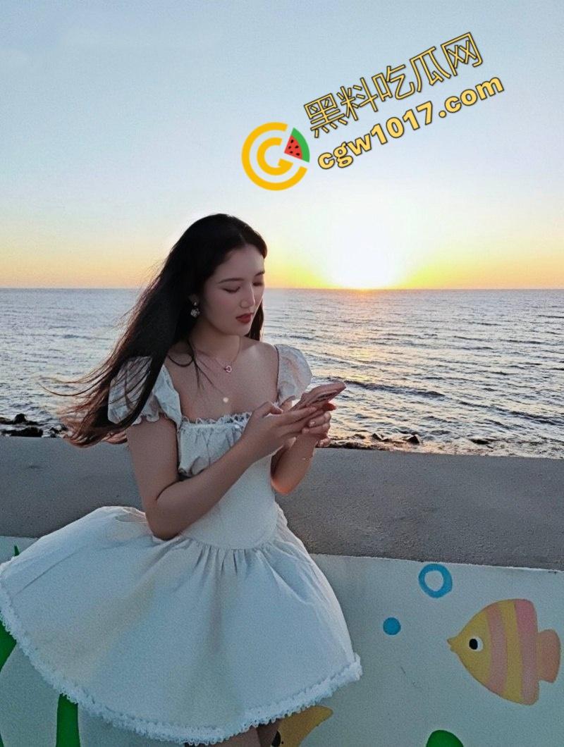 苏州母狗人妻【李沐】性爱视频曝光，极品身材被绿帽老公狂操嫩穴，骚浪呻吟高潮喷汁！-5