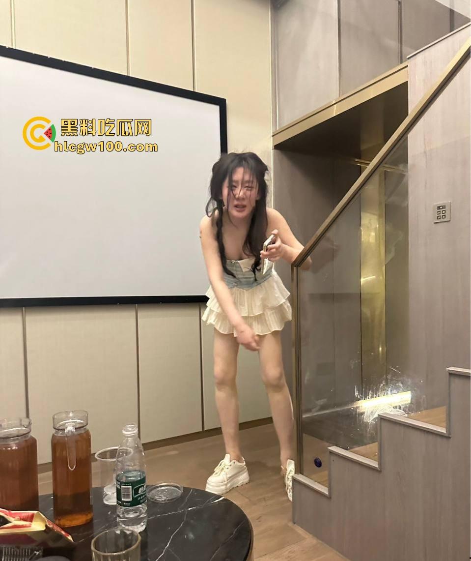 紧急避雷，杭州神经女【in11】吸毒耍酒疯敲诈报警讹诈客户上万，精神病式表演堪比灾难大片！-6