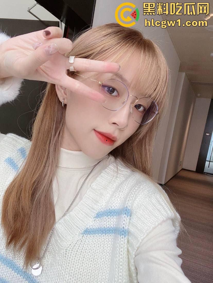 瓜友约炮极品清纯妹子【李雪莹】！表面纯洁无瑕，私下却道具自慰，骚气满满！独家爆料流出！-3