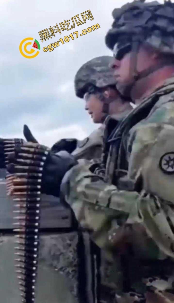台湾军十军团586旅女兵自慰视频曝光，秘密武器秒杀，“激情战地”瞬间暴露，网友直呼“火辣辣!”！-8