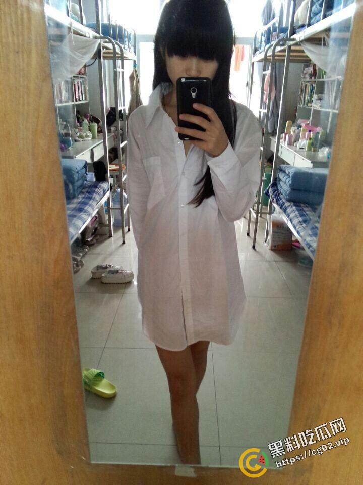 门事件 青岛科技大学校花 反差婊【陈琳琳】海量自拍和40分钟性爱性爱视频流出 当年是多少的人的白月光-23