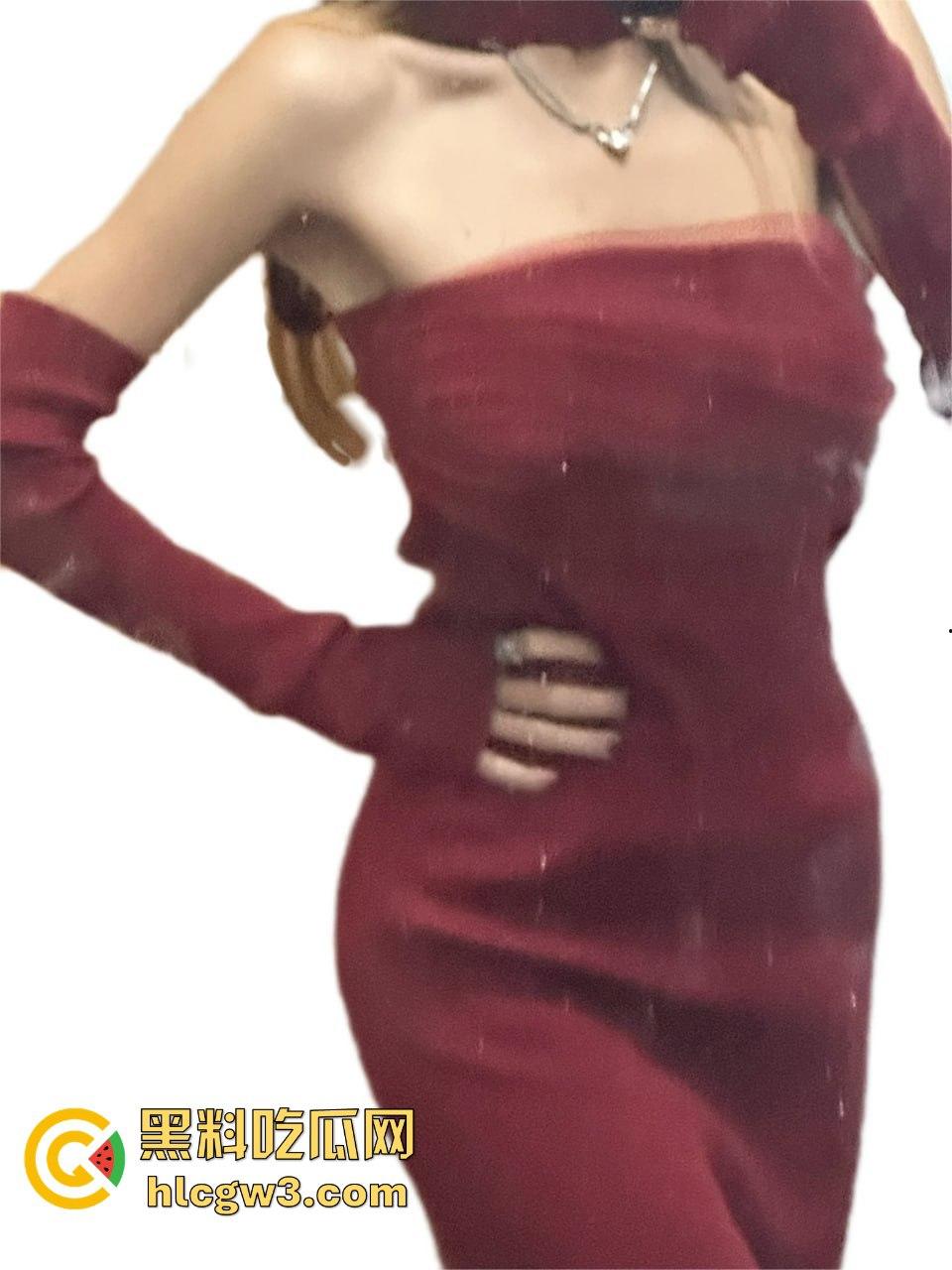 推特【超能电磁炉神教教主】杜从流，反差婊到炸裂  完美身材美乳嫩穴，自慰啪啪视频看得人手都麻了！-21