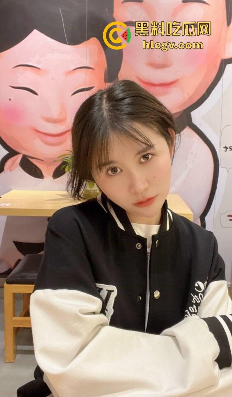 百度云惊爆富二代与极品女友啪啪视频!情侣私密日常被曝光,画面香艳十足!-7