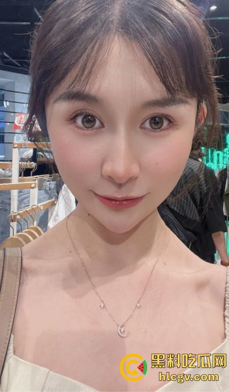 百度云惊爆富二代与极品女友啪啪视频!情侣私密日常被曝光,画面香艳十足!-10