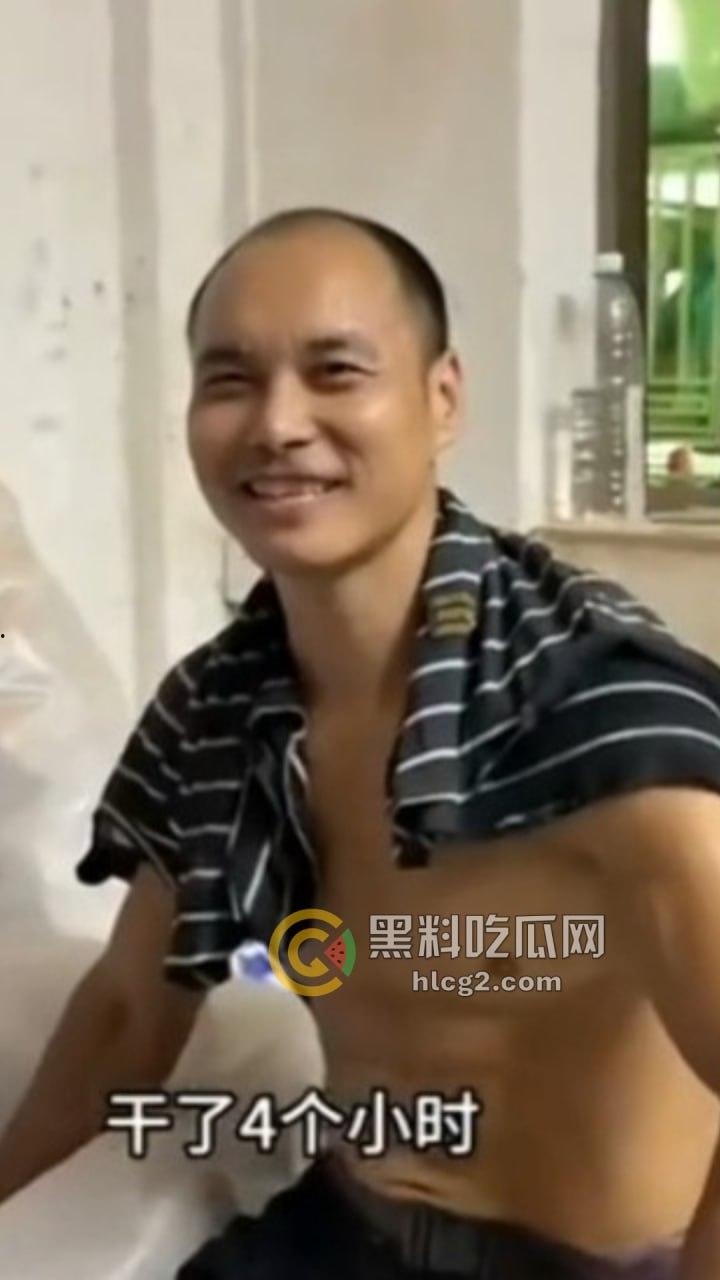 35岁小伙靠扛楼一天赚1000多,短短一年多攒下40万,赚钱秘密曝光!-5