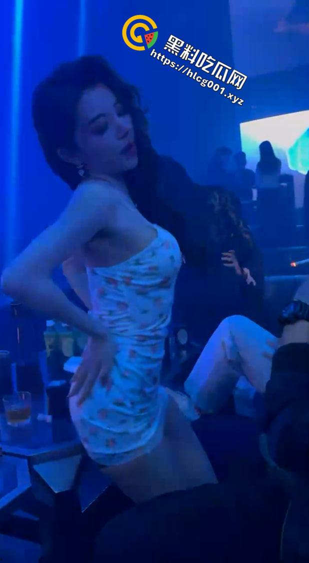 好女孩合集 漂亮妹妹榨干青春最后一滴血 接盘侠做梦都不敢想的场景-8