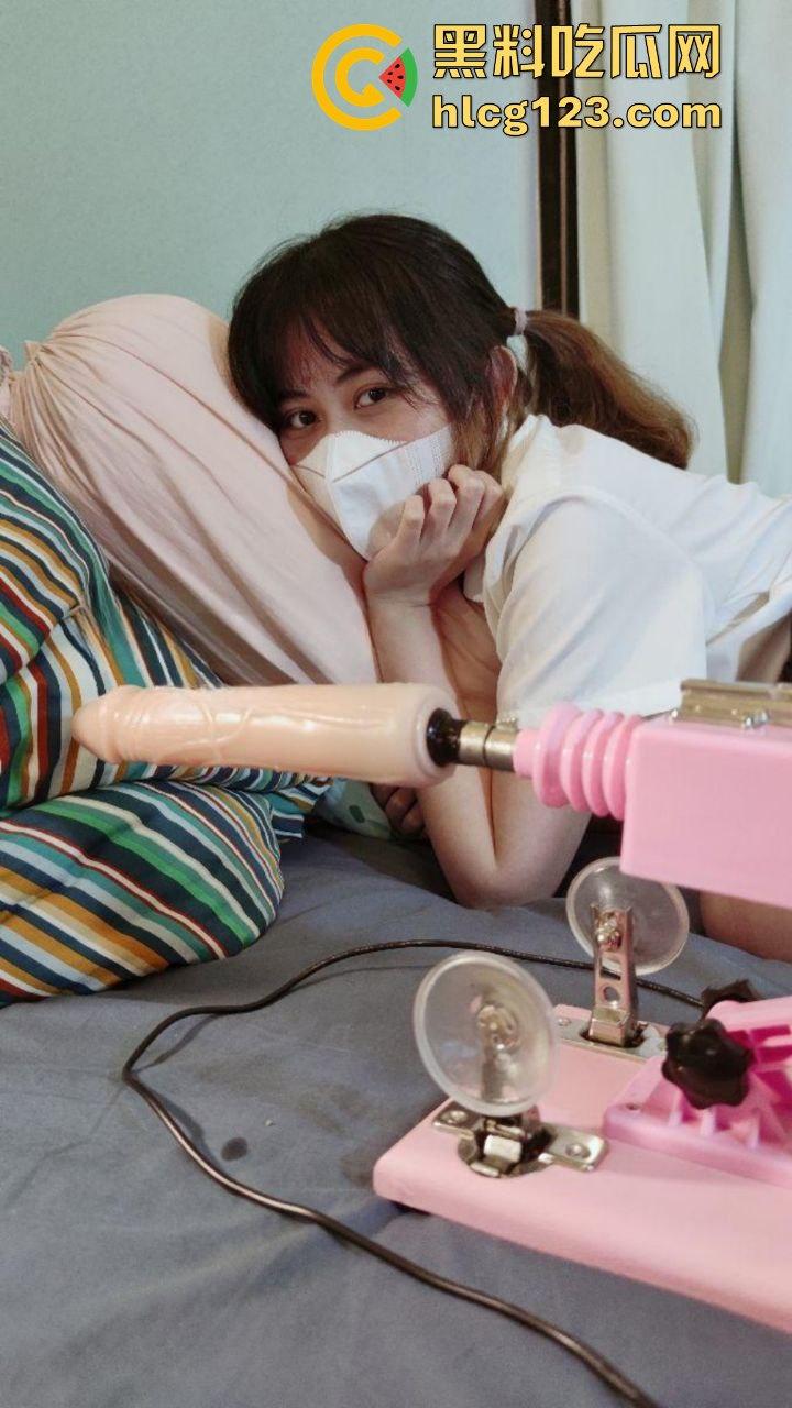 清纯乖乖女变身蒙眼小母狗!后入啪啪调教让人爽翻天,菊花都快玩烂了!-4