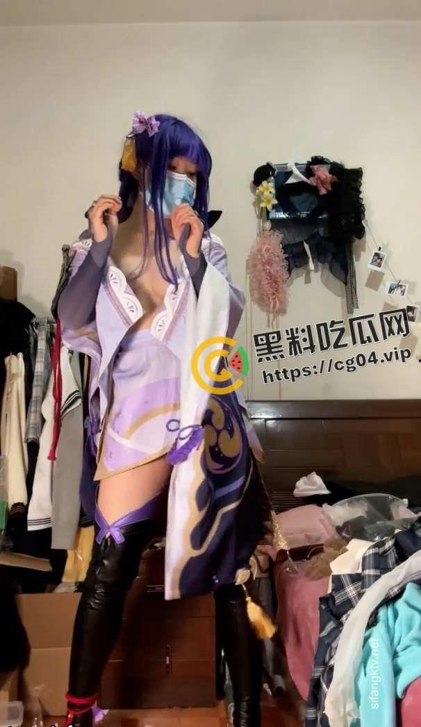 推特福利姬【嗨酱】高价定制流出 雷神 修女 萝莉 洗澡 一次性满足 白丝美腿 汁水四溢-1