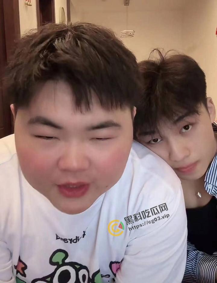 抖音 【宰熊 】男同博主和他的熊老婆  被爆出不雅照  听说将来的敬老院都不收老男同了……-5