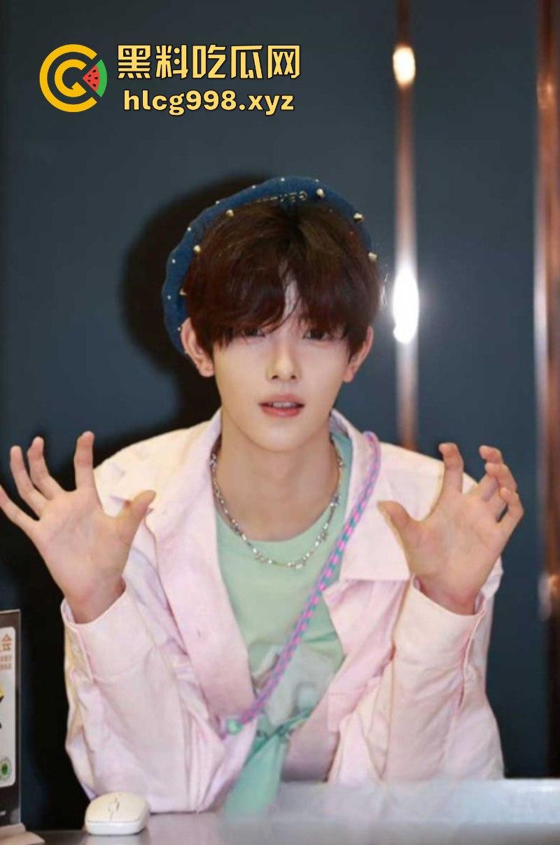 抖音77w粉网红【新澈】本名【徐阳】出道既塌房 入驻抖音成网红又被爆是男同 恋爱期间出轨多人 屁股也是真忙啊-33