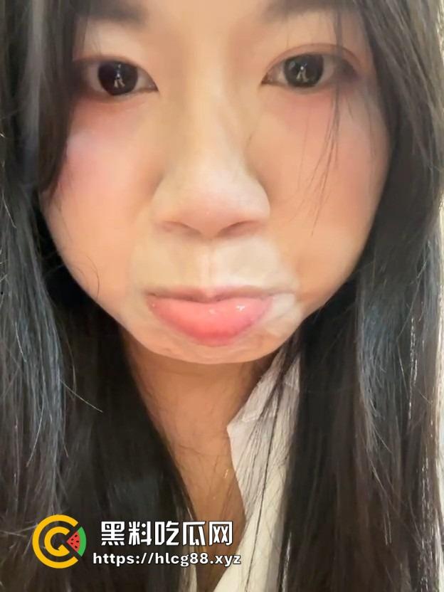 苏州大三【邵怡饶】自拍视频再曝,甜脸恶心人,床上骚浪贱到爆,男友操她操出新高度!-6