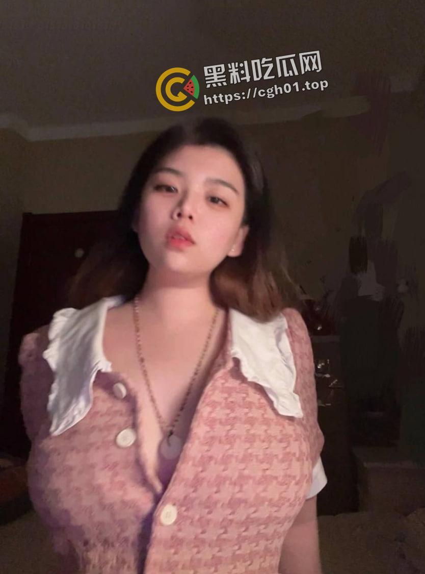 华南农业大学被包养的小妹妹 已被实锤到休学 微胖极品 怼脸操哭 高清流出-3