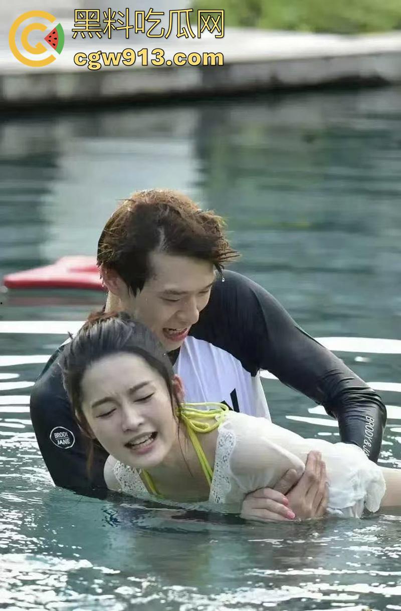 顶流男星【魏大勋】,被曝迷奸网红前女友,各种pua套路聊天记录,还自拍迷奸视频,女主被折磨导致崩溃!-14