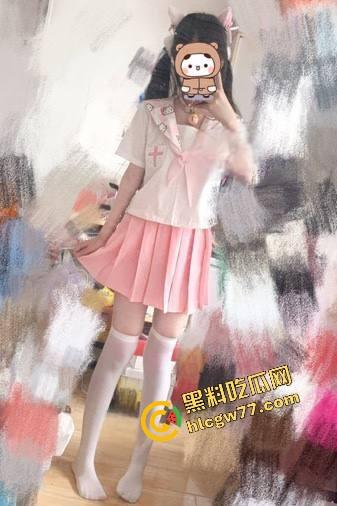 推特【千叶酱】极品JK萝莉白虎嫩逼勾魂,白丝黑丝裹小奶子浪得炸眼,cos校色骚洞漏光狂撩!-11