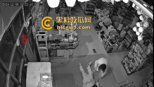 青海便利店老板被暴打10秒死亡!打人凶手已被刑拘,这下连尸检都得上!-2