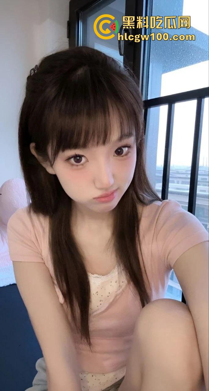 长沙女大学生【刘子玥】在线裸聊骚操作拉满,隔着屏幕伸舌头要特仑苏,奶香味从镜头溢出来特仑苏麻烦结下款!-8