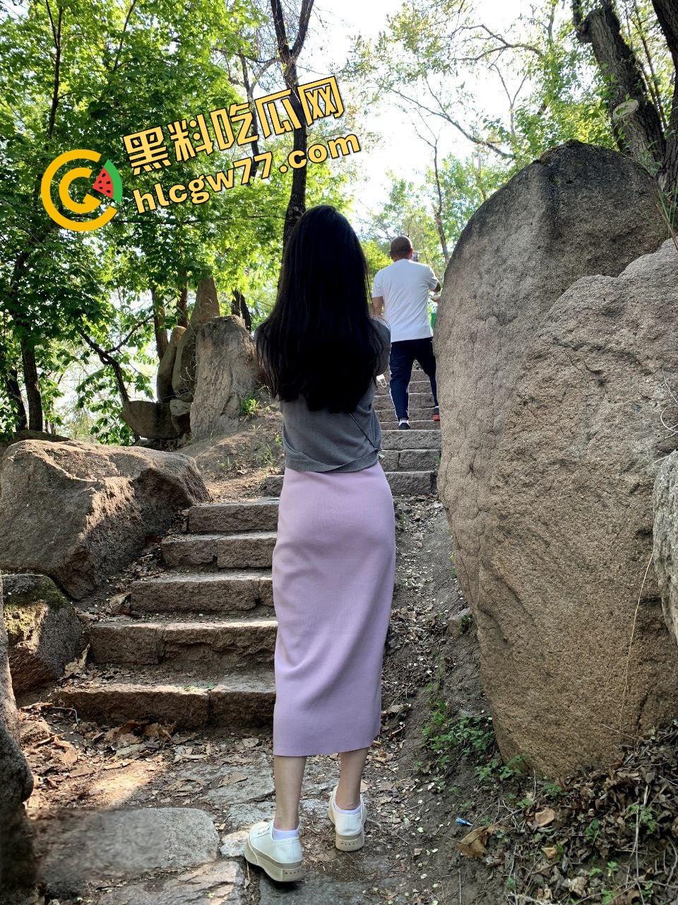 杭城艺术学院高颜值女大学生【蒲悦蓝】从白裙学妹到富二代的性奴肉狗,被PUA调教成掰逼求操的反差骚货!-8