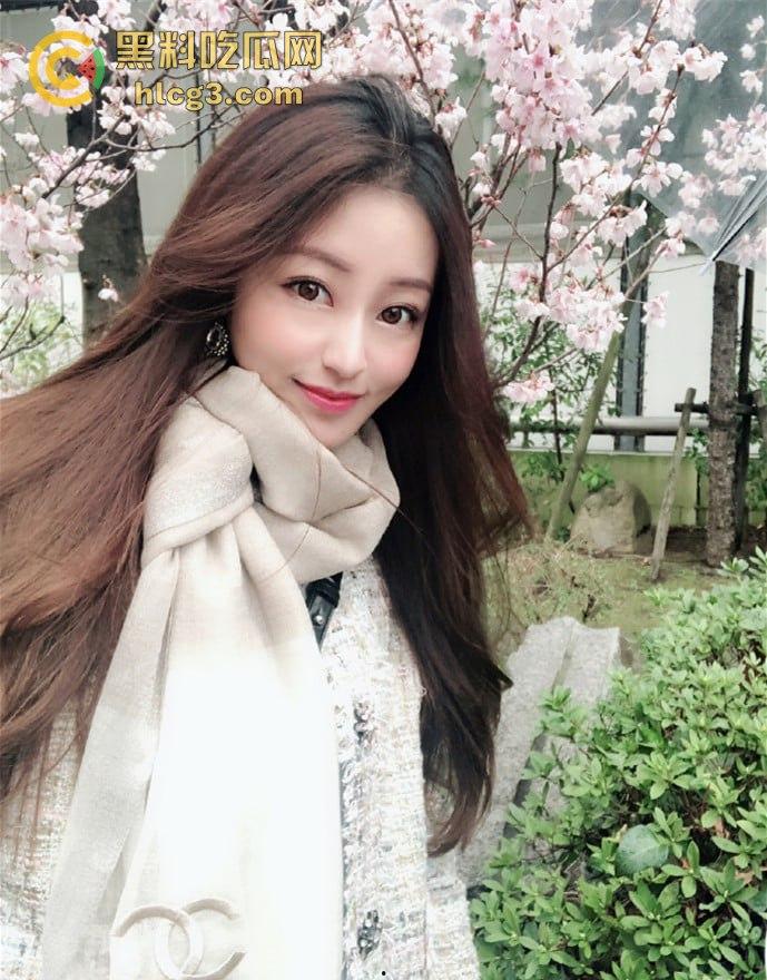 极度反差高颜值清纯女神【晓雅】性爱私拍曝光!白肤大波粉奶头尽显诱惑,私处已被金主玩黑令人心动!-6