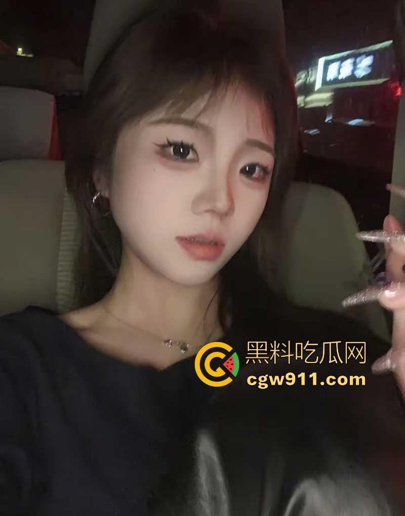 华中科技大学清纯学霸【刘思思】不雅视频流出,和男友玩捆绑调教,脸穴同框超反差,完全没有女学霸的样子!-3