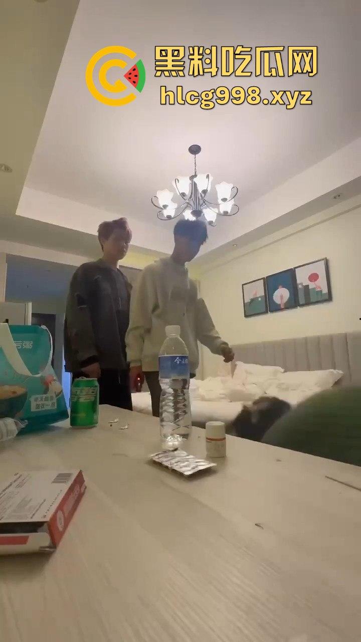 逼良为娼还打人！两个男的打不过女的竟录视频泄愤，只因不肯玩3P！-9