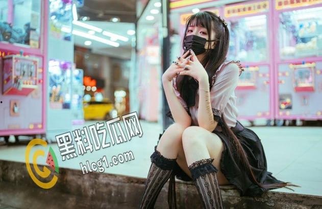 网红福利姬 落落Raku 极品女神反差萌妹 夜晚户外跳蛋大尺度自慰 写真 视图精选-4