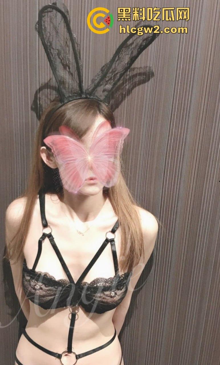 北京【ANGIE】性感淫荡小仙女露出啪啪 颜值天花板极致反差 穷人操不到的女神却成富人精盆玩物!-18