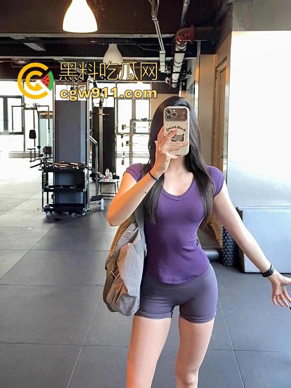 健身最好的交配运动！花几千块钱办卡，只为拿下极品私教，坚硬的肉棒爆操到跪地求饶，物超所值！-2