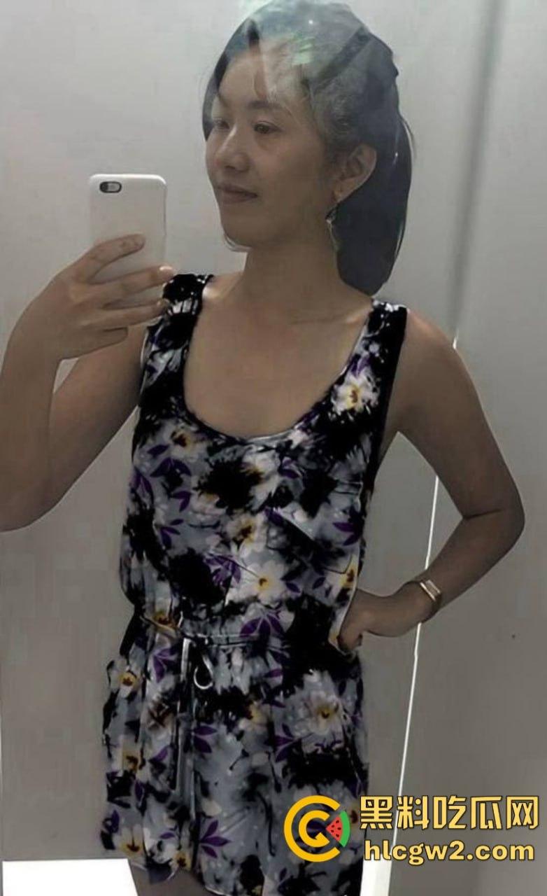 独家爆料!悉尼媚外母狗【黄晏玲】32岁的性感骚逼 和洋炮友做爱吃屌 自拍小视频在华人圈疯传-10