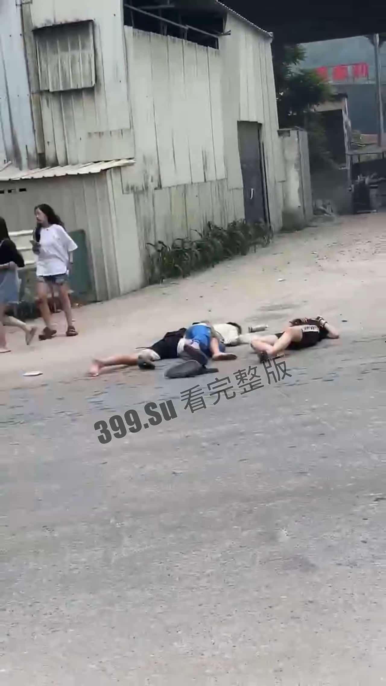 慎点！车祸现场合集，心理承受能力低的瓜友勿点，内有血腥场面-1