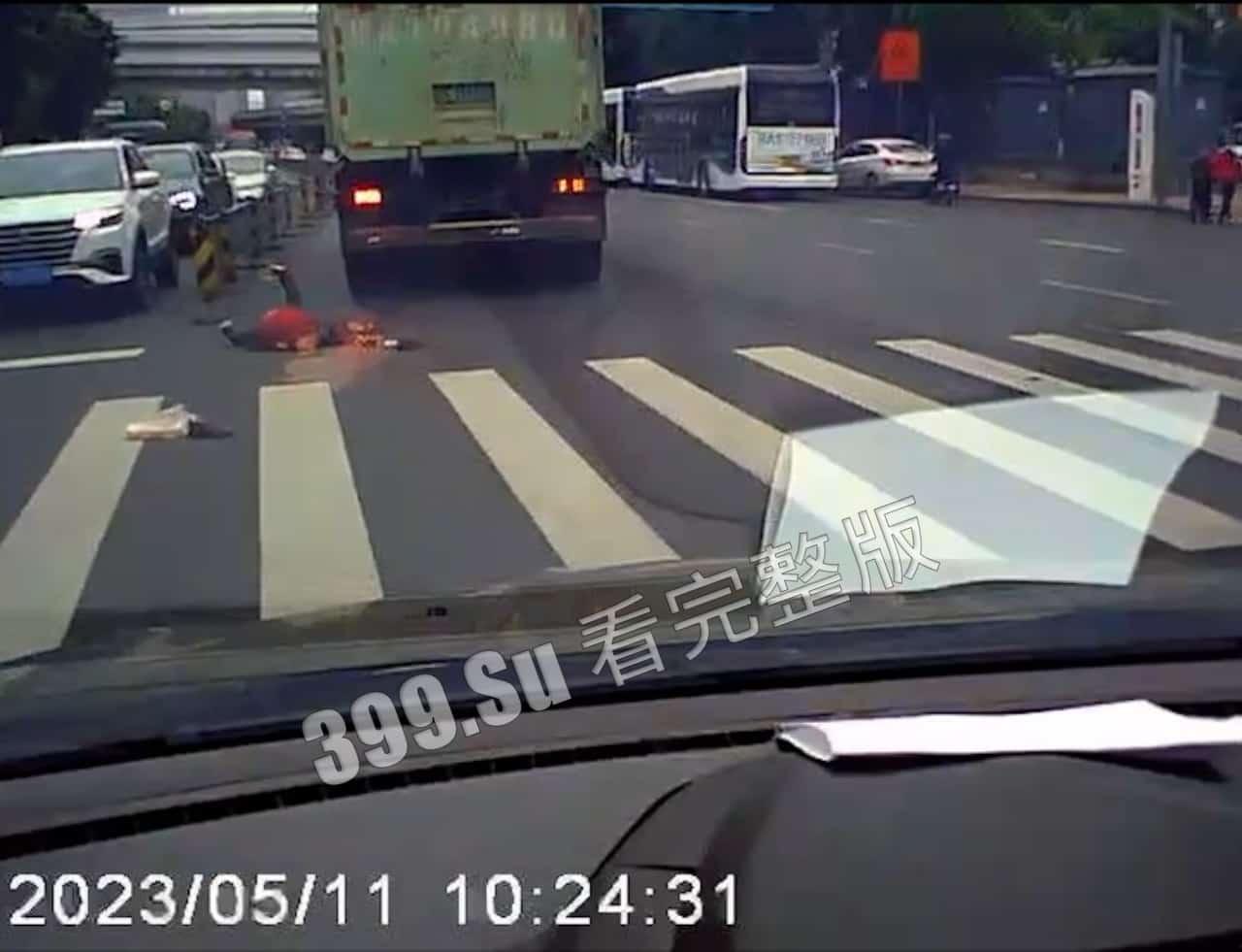 慎点！车祸现场合集，心理承受能力低的瓜友勿点，内有血腥场面-9