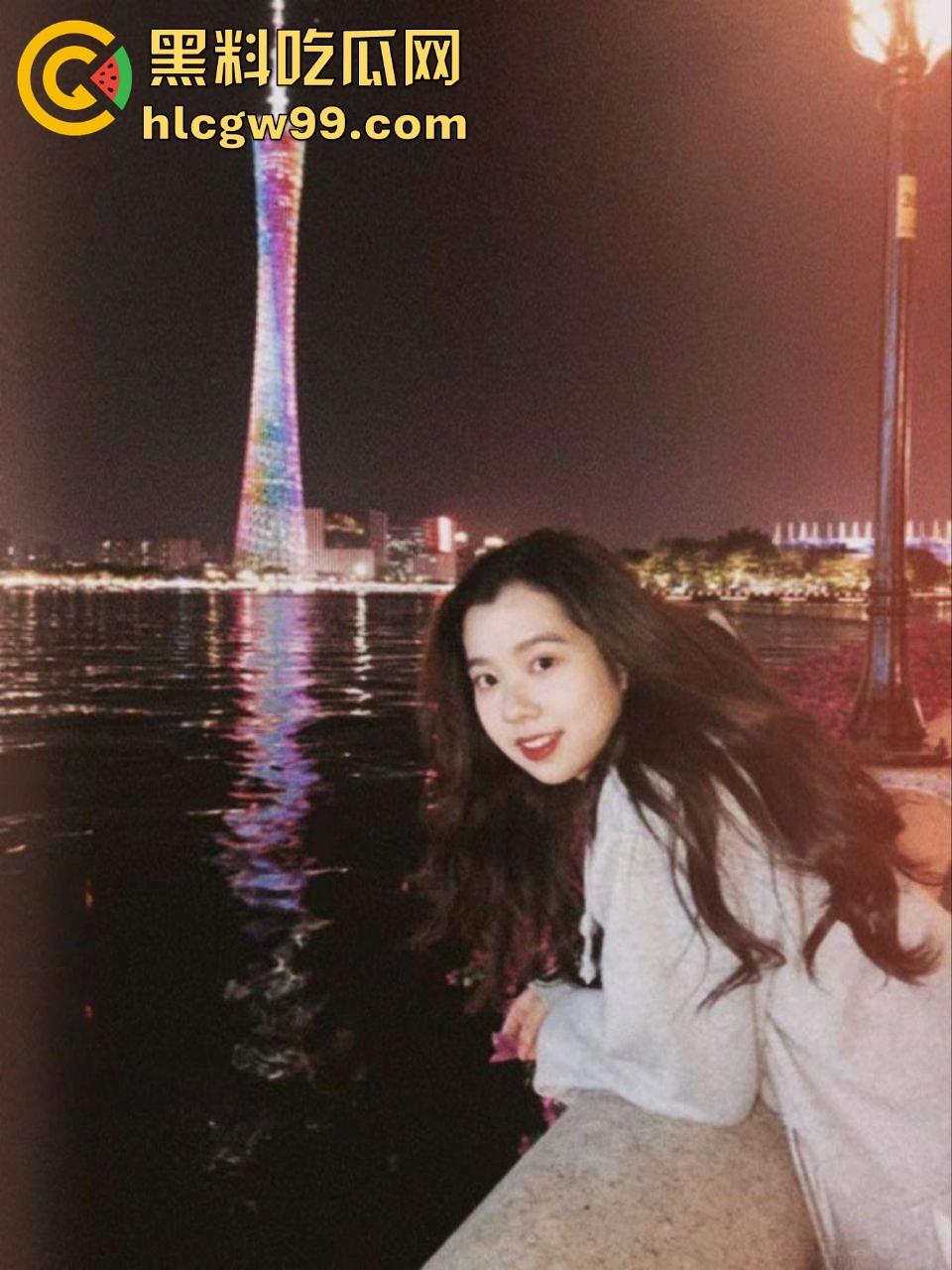 重庆OL女职员【林薇俞】职场精英变主人的反差母狗，露脸调教照疯传，骚货反差是玩的明明白白！-3