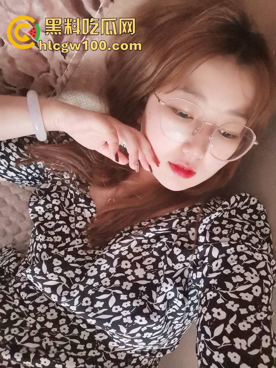 学生下课激情上演楼道口爆,下课十分钟都不放过,楼道口活展示1分钟搞定,剩下时间还能谈情说爱!-3