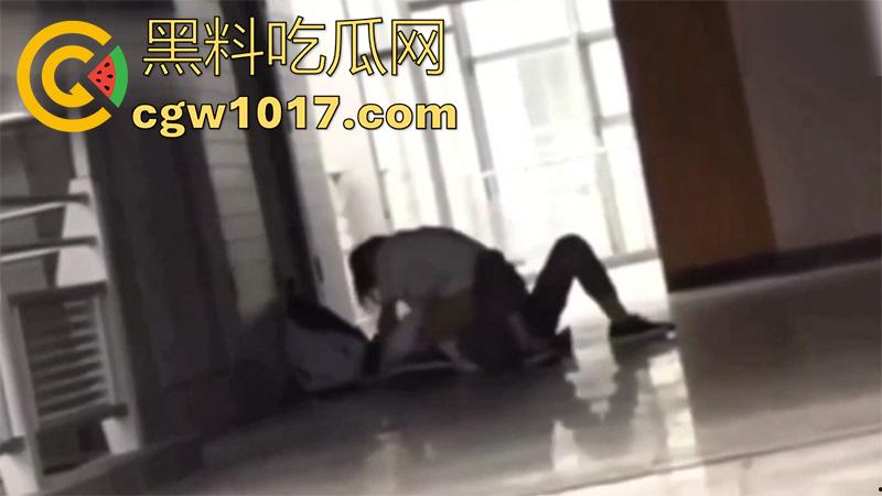 大连师范高中,【孙俪怡】和【魏雨博】同学,你俩在教学楼操逼的视频,被曝光了哦!这下人尽皆知了!-4