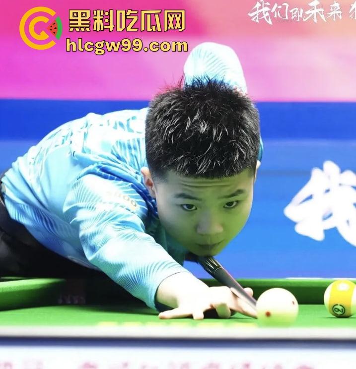 10后台球天才【夏浩然】跟大奶女裁判【然然】房间打台球,场上挥杆不忘场下大力高杆吸库, 一夜激战录音曝光!-13