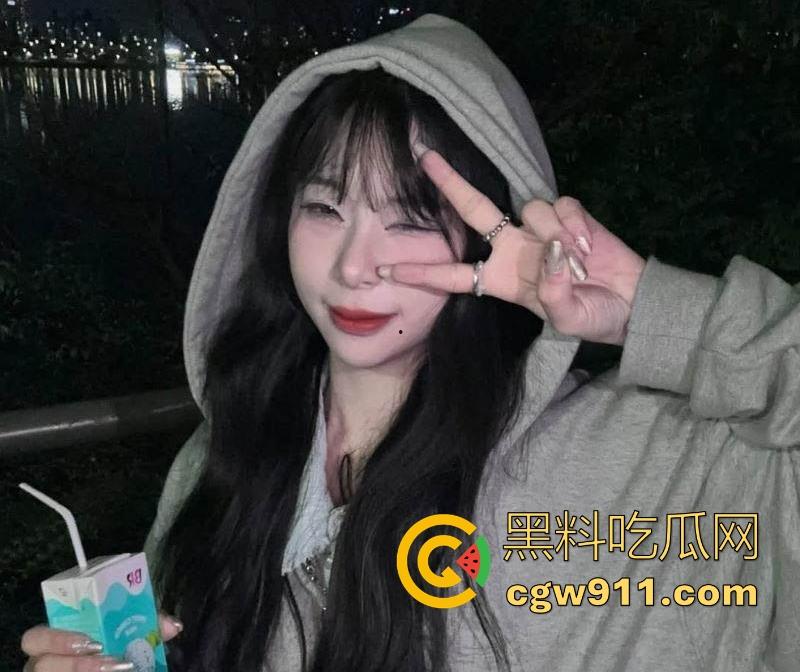 深圳服装店老板娘【林奕娜】私密视频曝光,C杯巨乳腰细臀翘,长腿笔直如模特,露脸猛操,被干得欲仙欲死!-5