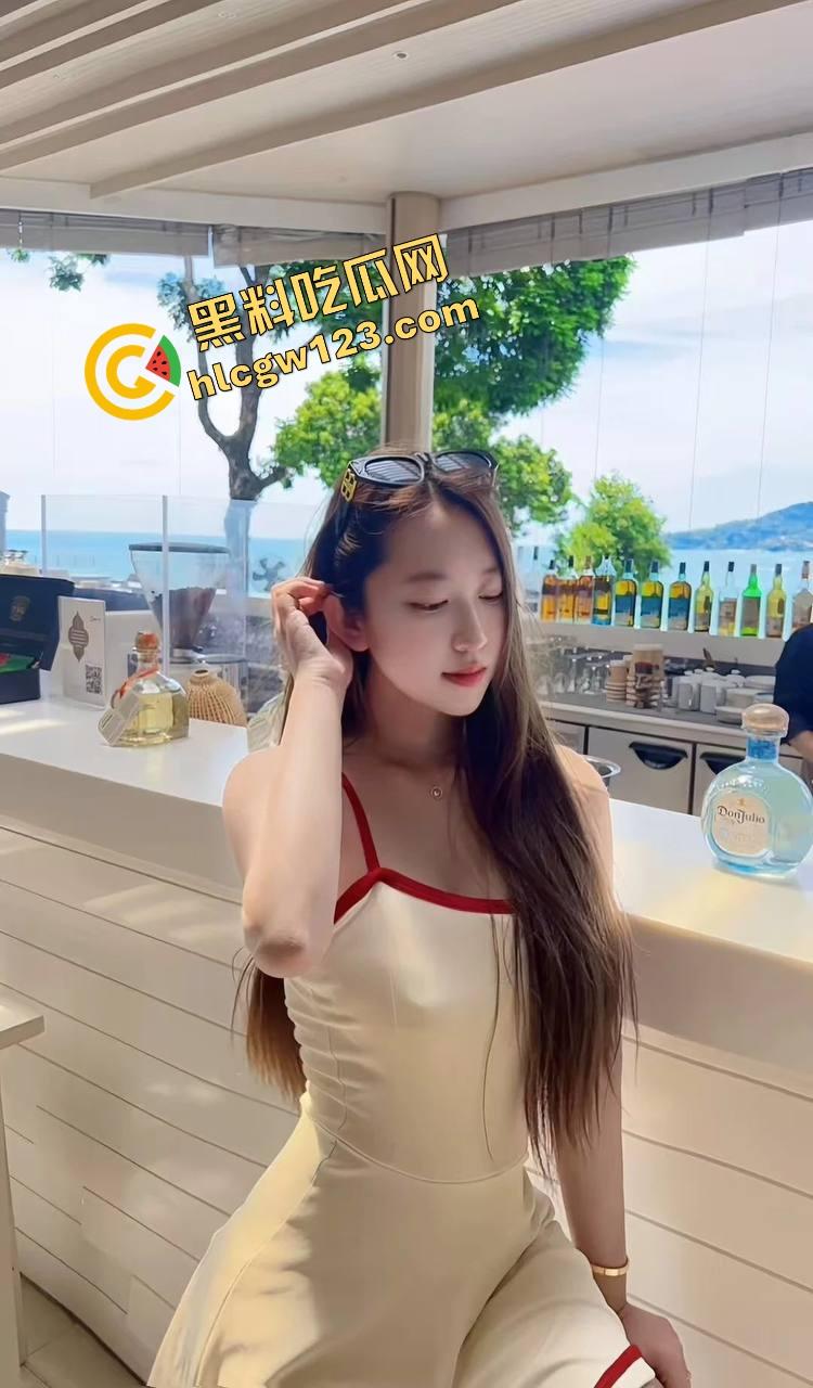 岳母端午串门趁闺女上班勾引女婿大屌狂插,骚逼夹得鸡巴冒火星无套爆射子宫,嫩奶巨乳舔到爽断魂!-3